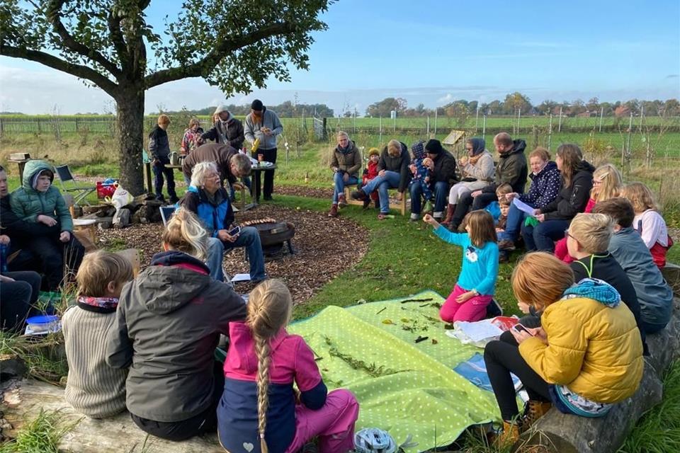 Auf der Babywiese wurde über die Funde gesprochen. 