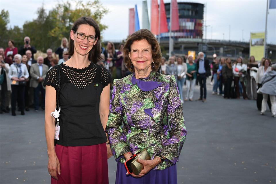 Auf der Insel Mainau nimmt die Königin an einem Festakt teil. Felix Kästle/dpa