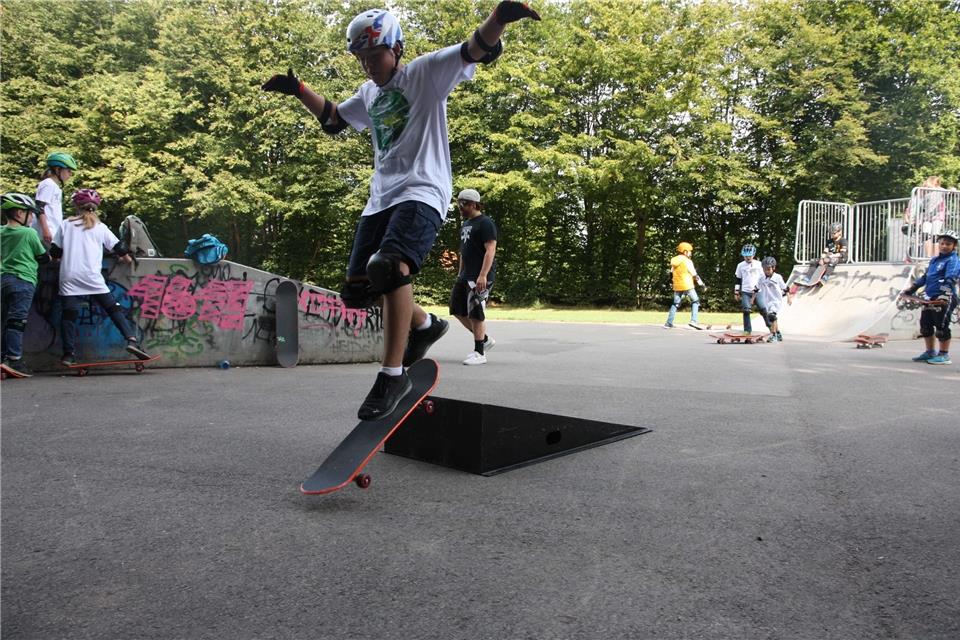 Auf der Skaterbahn konnten sich die Raesfelder und Erler so richtig auslassen.