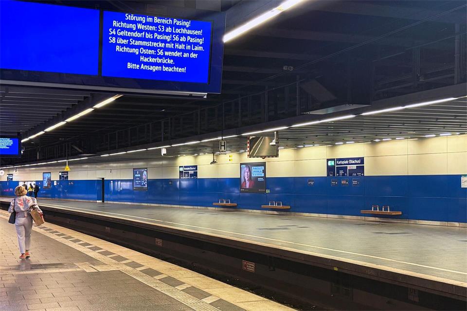 Auf der Stammstrecke in München fuhren am Dienstag zeitweise gar keine S-Bahnen mehr.Christoph Trost/dpa