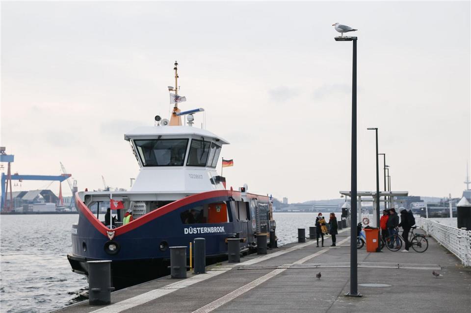 Auf der Suche nach Personal setzen Fährbetriebe auch auf Quereinsteiger.Christian Charisius/dpa