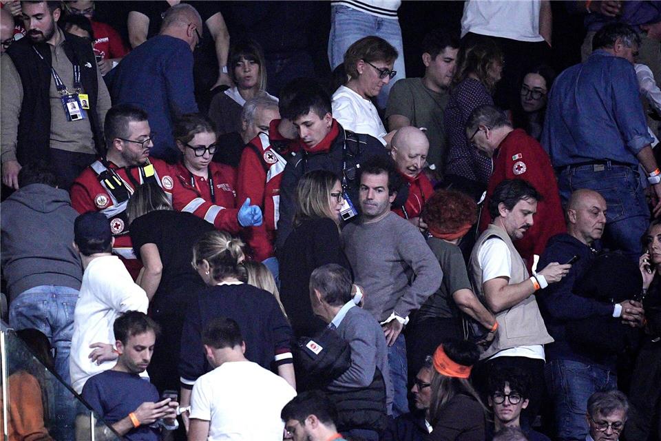 Auf der Tribüne gab es einen medizinischen ZwischenfallMarco Alpozzi/LaPresse via ZUMA Press/dpa