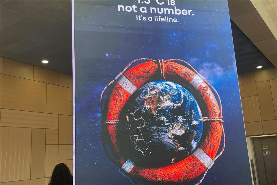 Auf der UN-Klimakonferenz in Bonn wird für die Einhaltung des 1,5-Grad-Ziels geworben. Christoph Driessen/dpa