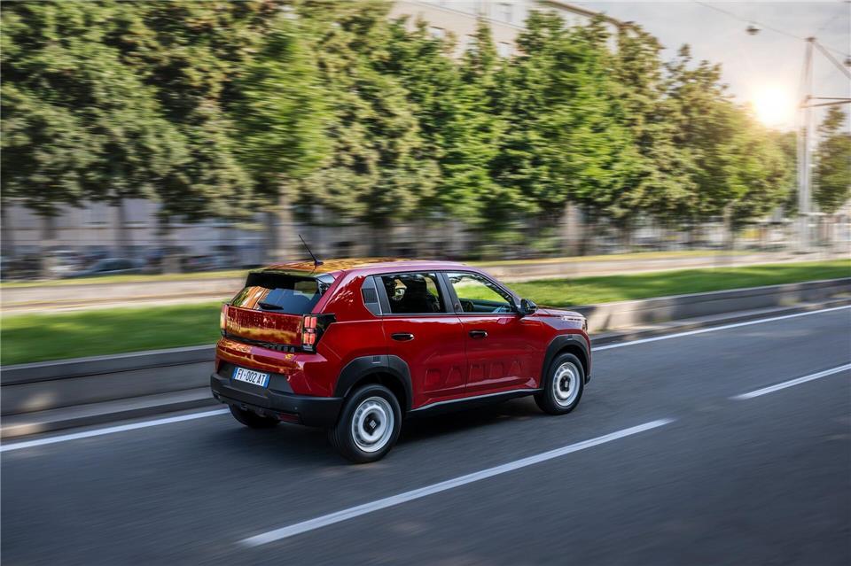 Auf der Überholspur? Gut, es gibt Autos, die sich auf der linken Spur eher zu Hause fühlen als der elektrische Panda mit seinen maximalen 132 Sachen Spitze.Fiat/dpa-tmn
