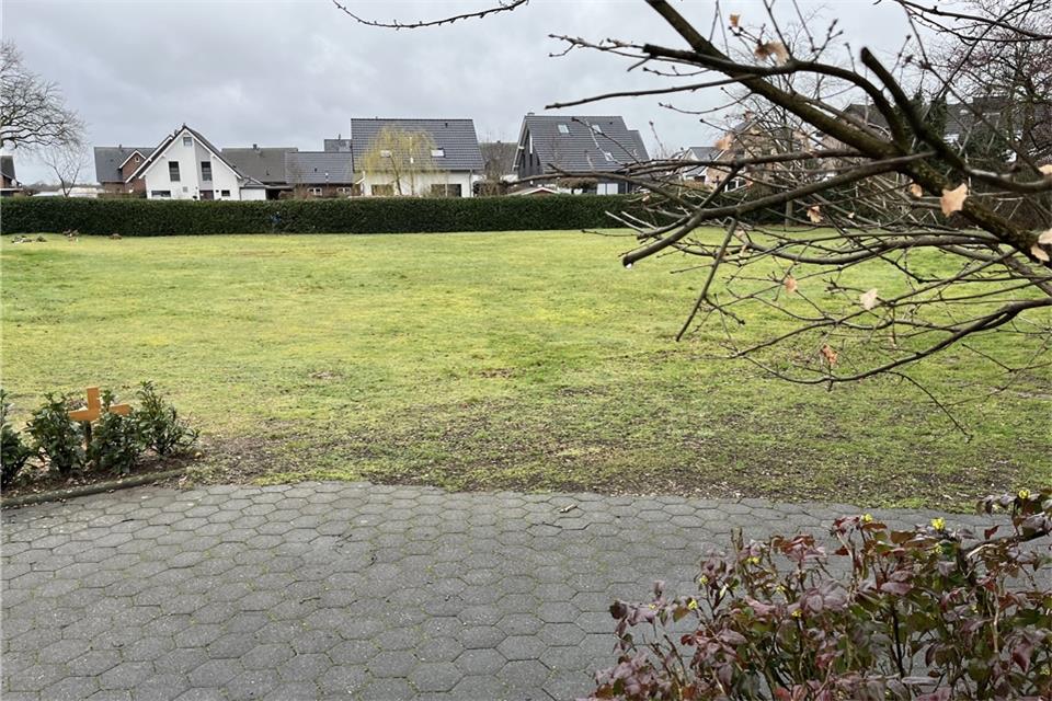 Auf der bisherigen nordwestlichen Erweiterungsfläche sollen Wohnhäuser entstehen. Der Ausschuss hat eine Planung in Auftrag gegeben.