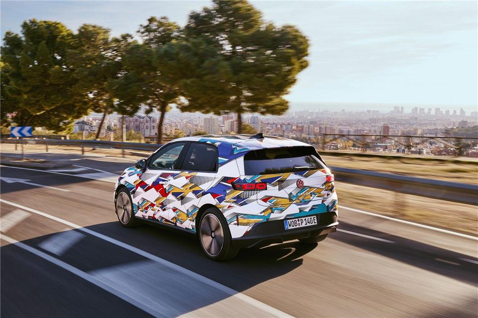 Auf die lange Tour? Kommt darauf an, denn zumindest die Batterie der Basisvariante sorgt nur für etwa 300 Kilometer Aktionsradius.Volkswagen AG/dpa-tmn