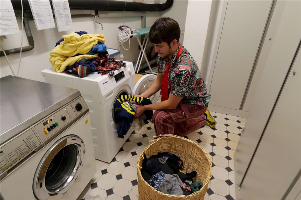 Leben in „Deutschlands kleinstem Studentenwohnheim“  Auf drei Etagen spielt sich das Leben ab.Jörn Hüneke/dpa