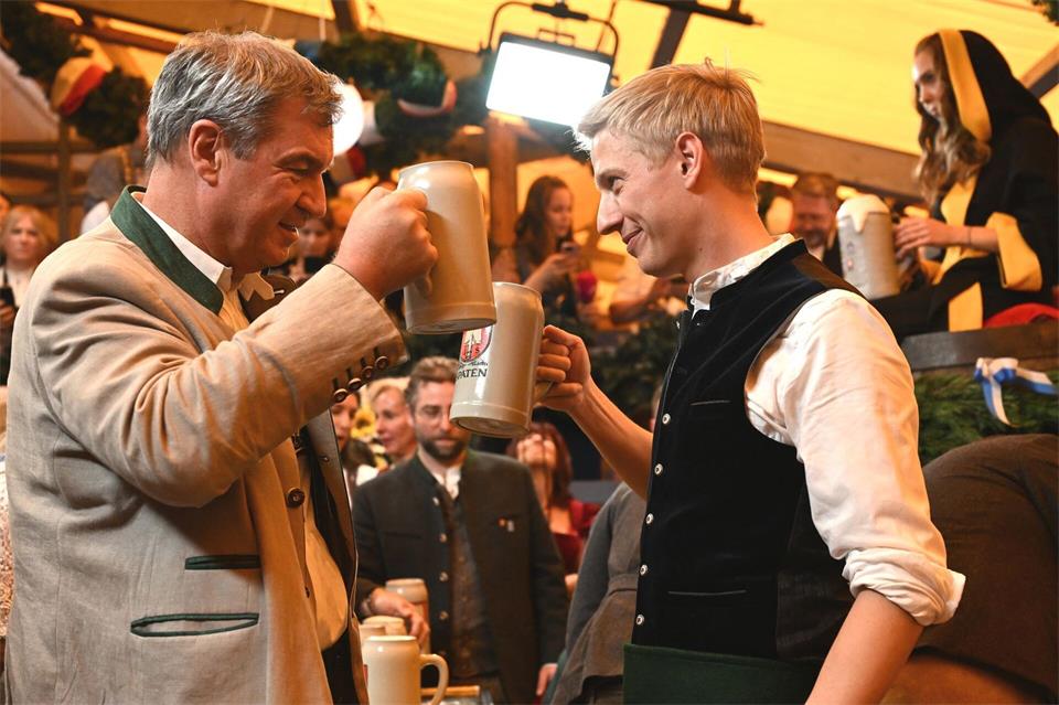 Auf eine friedliche Wiesn!Sven Hoppe/dpa