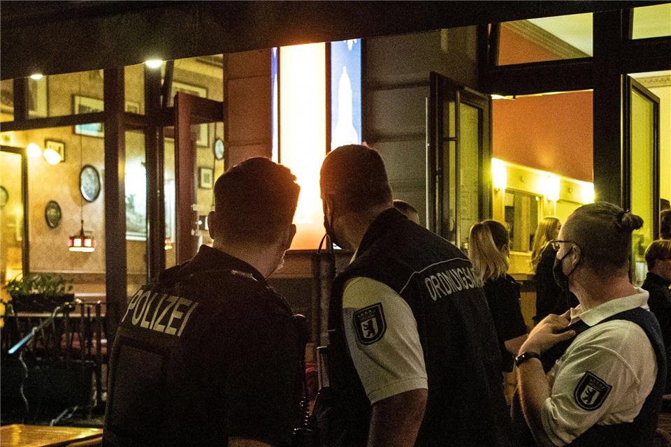 Ordnungsämter schlagen Alarm: „Berlin ohne Gewerbeaufsicht“  Aufgaben der Gewerbeaufsicht obliegen den Ordnungsämtern und der Polizei. (Archivbild)Paul Zinken/dpa-zb-zentralbild/dpa