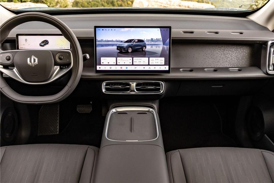 Aufgeräumt und durchdacht: Das Cockpit des chinesischen Autos heimst beim Tester Lob ein.Leapmotor/dpa-tmn