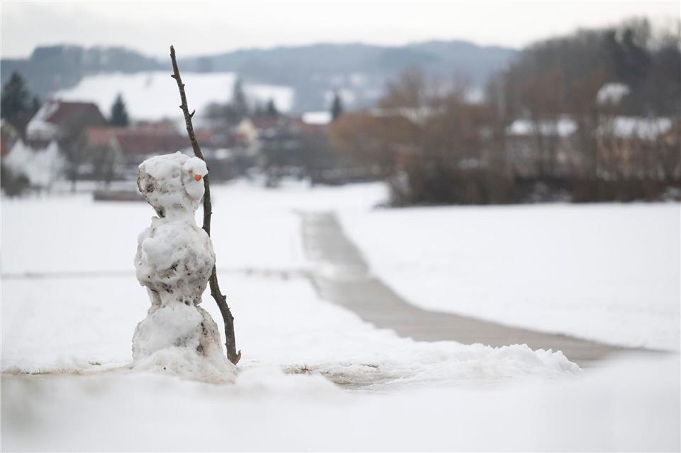 Aufmerksamkeit im Straßenverkehr ist gefragt.Marijan Murat/dpa