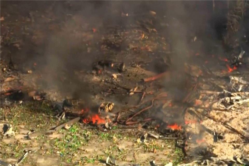 18 Vermisste nach US-Explosion - bislang keine Überlebenden Aufnahmen vom Ort der Explosion zeigen das reinste Trümmerfeld. Uncredited/WTVF-TV/AP/dpa