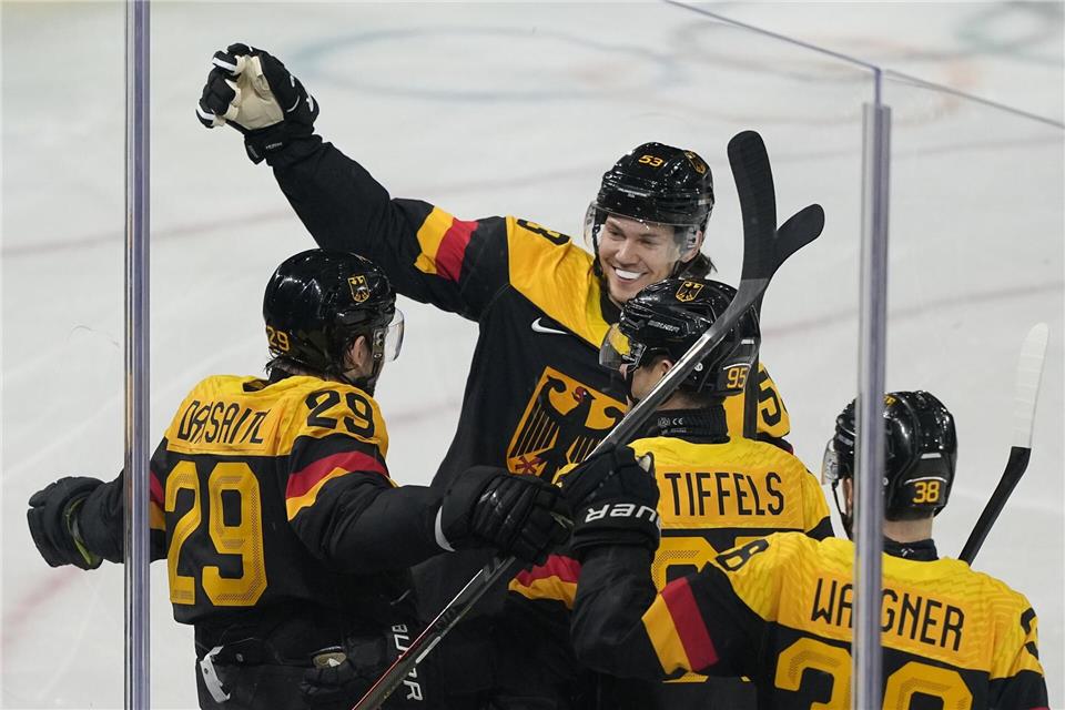 Auftakt nach Maß für das deutsche Eishockey-TeamHassan Ammar/AP/dpa