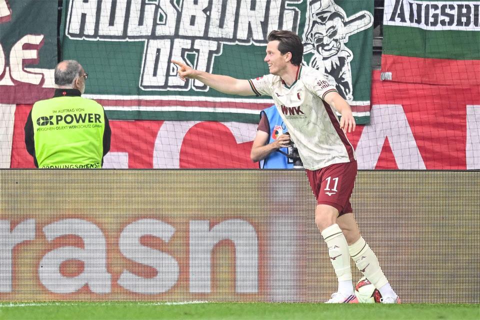 Augsburg-Doppelpacker gegen Favorit Leverkusen: Michael Gregoritsch.Harry Langer/dpa