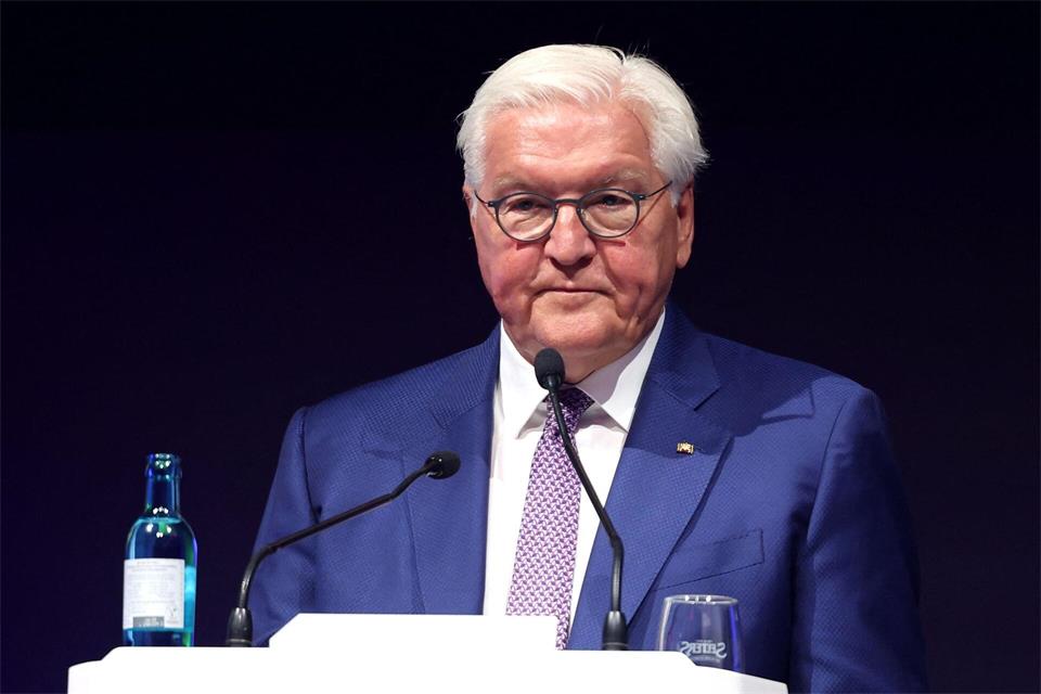 Aus Deutschland kommt Bundespräsident Frank-Walter Steinmeier zum Begräbnis nach Oslo. Christoph Reichwein/dpa