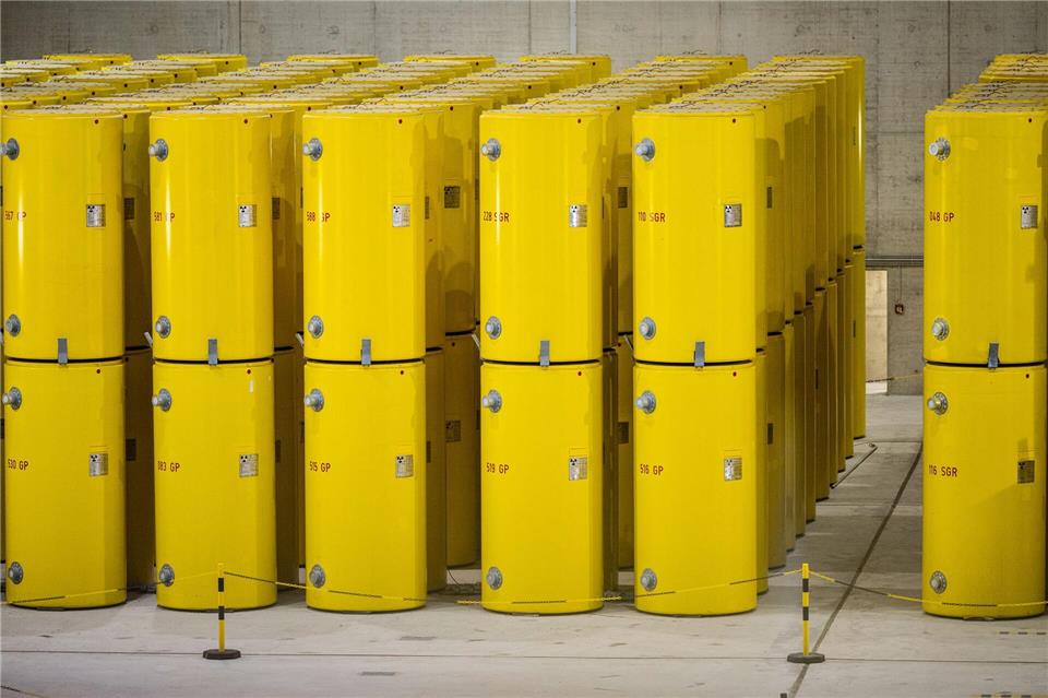 Castor-Transporte: Zwischenlager sieht sich gut vorbereitet Aus Jülich werden in den kommenden Jahr Castoren dieses Typs ins Zwischenlager Ahaus gebracht. (Archivbild)Guido Kirchner/dpa