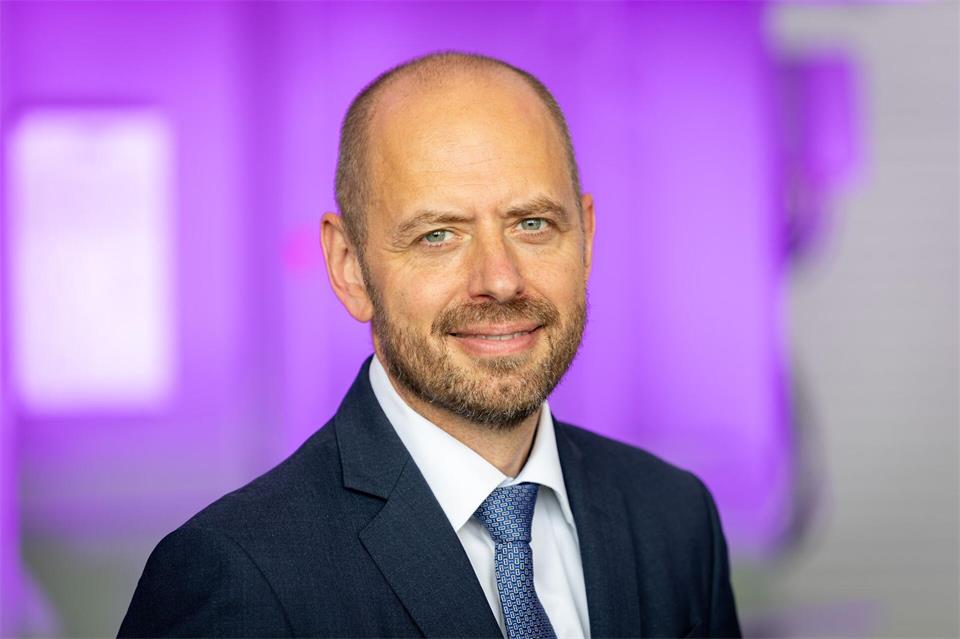 Aus Sicht von Christian Bruch wird Deutschland besonders attackiert. (Archivbild)Daniel Karmann/dpa