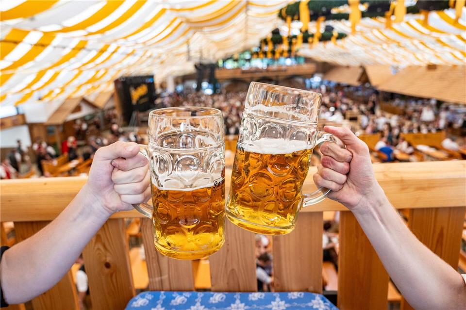Aus dem 1812 gegründeten Landwirtschaftsfest hat sich das zweitgrößte Volksfest in Bayern entwickelt.Armin Weigel/dpa