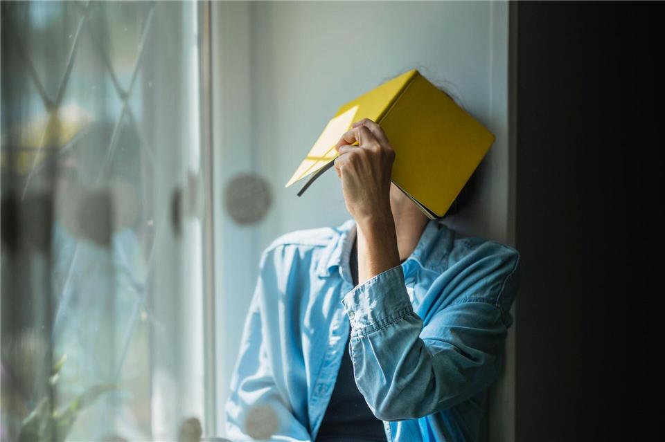 Aus dem Kopf aufs Papier: Tagebuchschreiben tut der Seele gut.picture alliance / Westend61