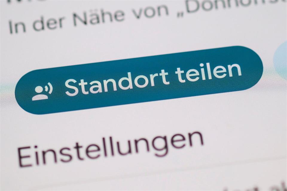 Aus den Standort-Daten von Personen kann man auch viel herauslesen. (Symbolbild)Jens Kalaene/dpa