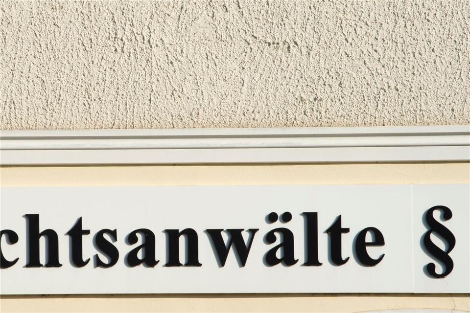 Ausgangslage war eine nicht fristgerecht begründete Berufung gegen ein Urteil. (Archivbild)Paul Zinken/dpa