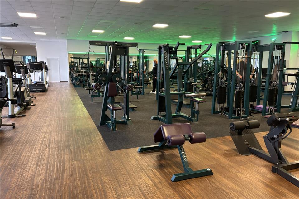 Ausgestattet mit klassischen Geräten bietet Gemeinsam Fit etwas für Jung und Alt.