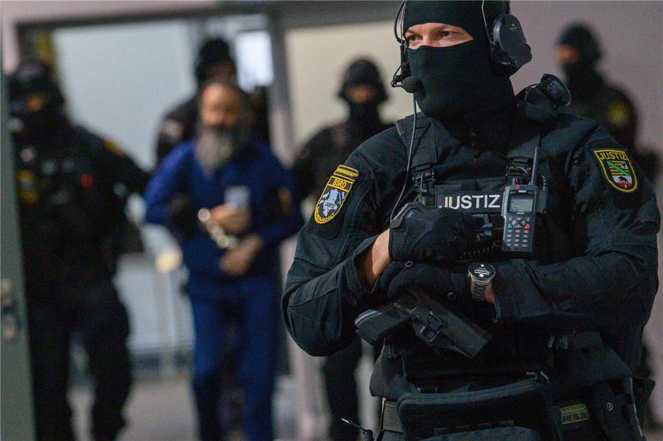 Aussagen von Betroffenen und Helfern stehen derzeit im Mittelpunkt des Prozesses gegen den Todesfahrer vom Magdeburger Weihnachtsmarkt. (Archivbild)Klaus-Dietmar Gabbert/dpa