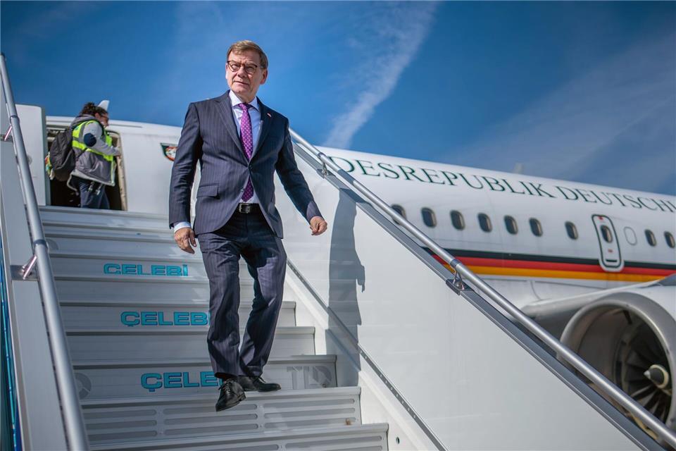 Außenminister Johann Wadephul wollte in den kommenden Tagen China besuchen. Daraus wird nun vorerst nichts. (Archivbild)Michael Kappeler/dpa