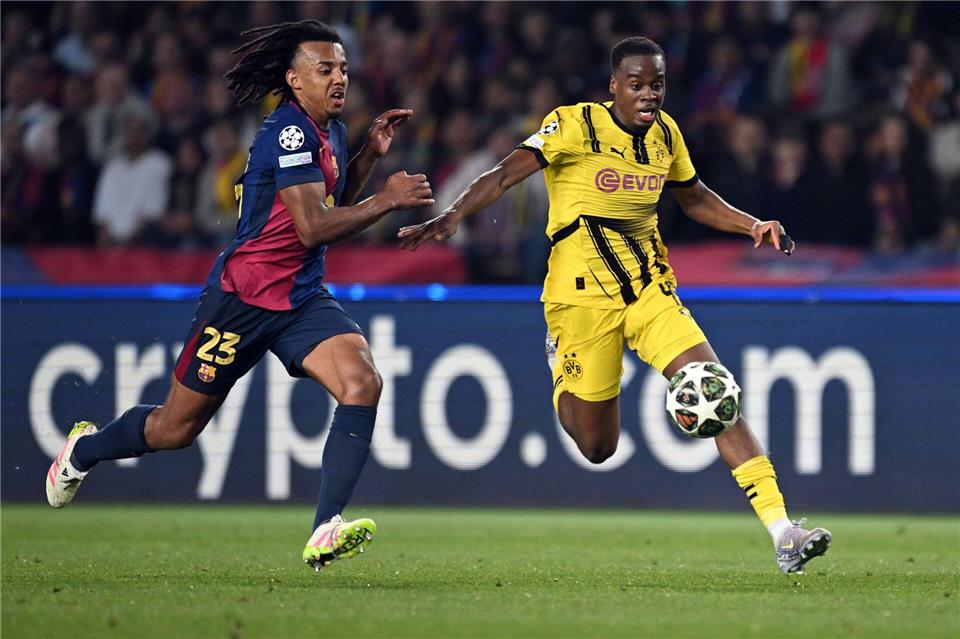 Außenstürmer Jamie Gittens soll zum FC Chelsea transferiert werdenFederico Gambarini/dpa