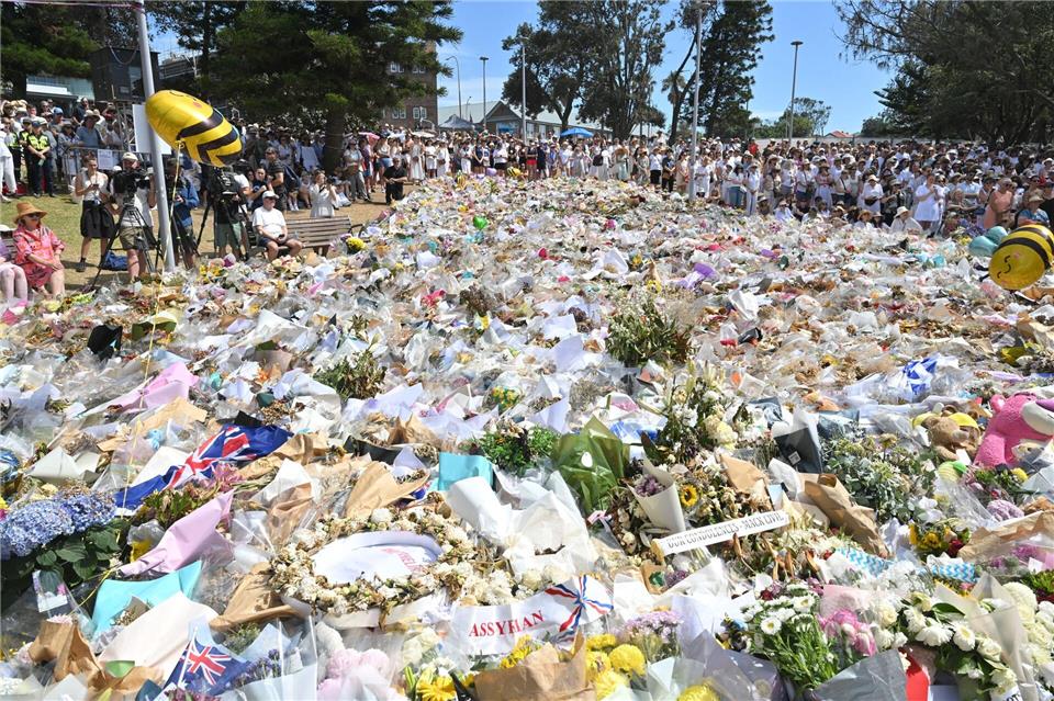 Australien begeht heute einen Gedenktag für die Opfer des Terroranschlags vor einer Woche.Mick Tsikas/AAP/dpa