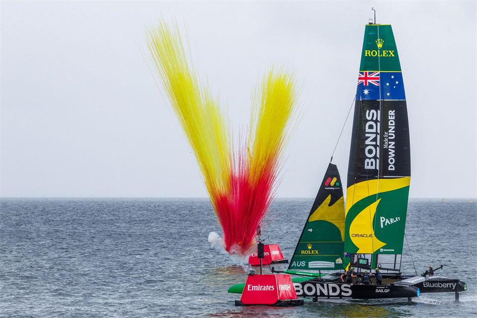 Australiens Segel-Team war beim Grand Prix der SailGP vor Sassnitz nicht zu schlagen.Jens Büttner/dpa