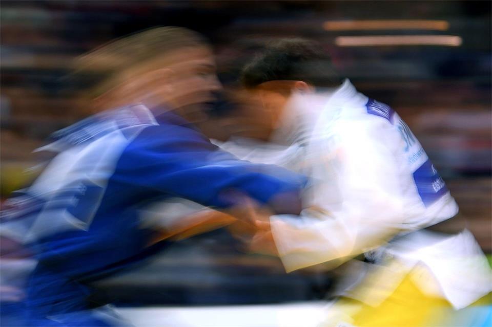 Auszeichnung auch für einen Judo-Club: „Sterne des Sports“. (Archivbild) Hendrik Schmidt/dpa-Zentralbild/dpa