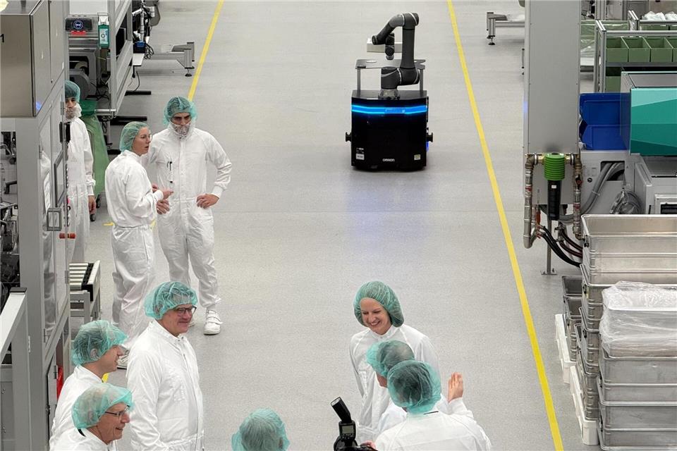 B. Braun eröffnet neue Fertigung für Infusionsartikel  B. Braun setzt mit einer neuen Fertigung für Infusionsartikel auf Hightech und digitale Prozesse. Nicole Schippers/dpa