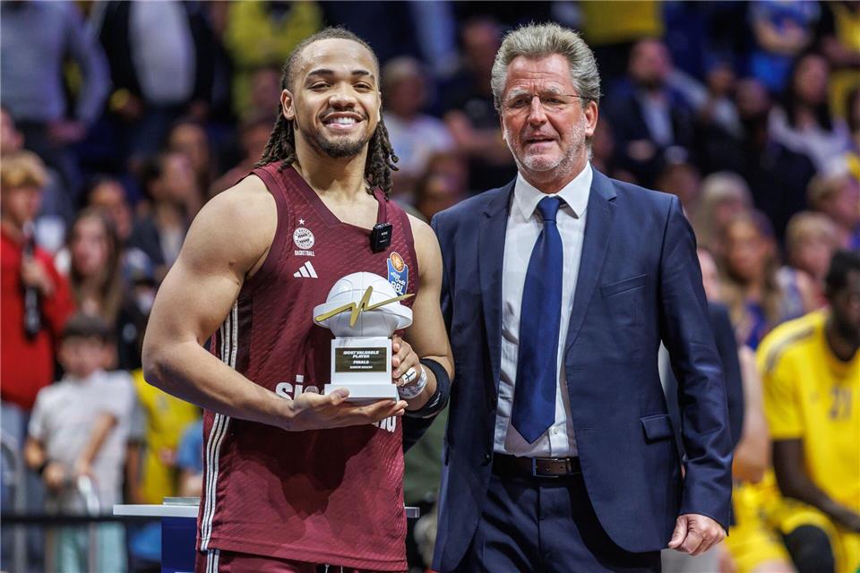 „Unnormale Summen“: Wie junge Basketballer in die USA ziehen BBL-Boss Holz sieht die Liga vor einem großen Problem.Andreas Gora/dpa