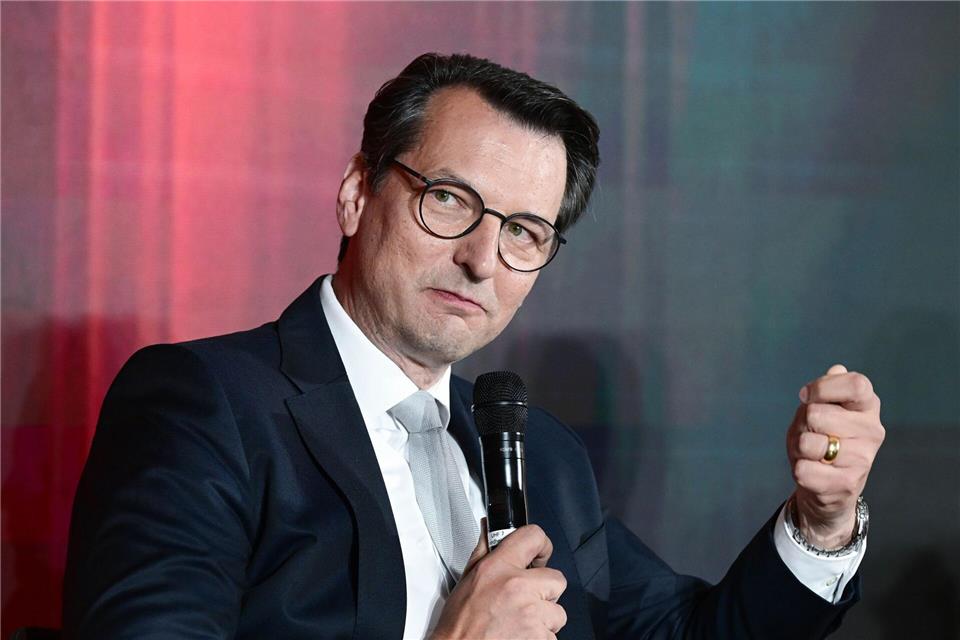 BMW-Chef Nedeljković: „Wir haben ja ein sehr starkes Fundament. Und wenn wir auf dem Fundament aufbauen, lässt sich auch die Zukunft gestalten“Bernd Weißbrod/dpa