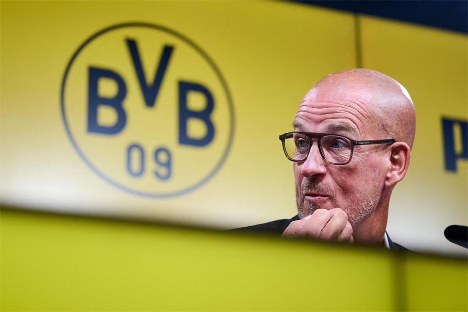 BVB-Manager Carsten Cramer rechnet im neuen Geschäftsjahr mit der Rückkehr in die Gewinnzone.Bernd Thissen/dpa