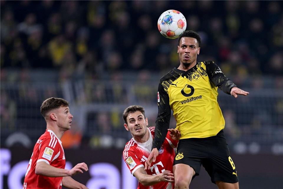 BVB-Profi Nmecha steht vor seiner Vertragsverlängerung in Dortmund (Archivbild)David Inderlied/dpa