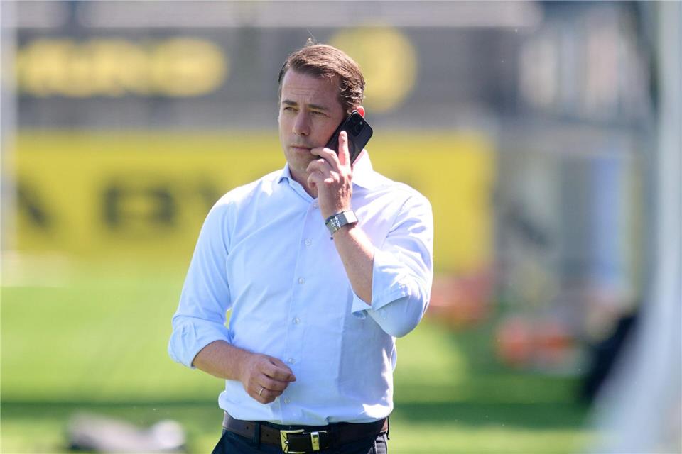 BVB-Sportchef Lars Ricken erwartet noch namhafte Neuzugänge.Bernd Thissen/dpa