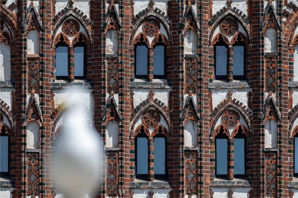 Backstein-Gotik ist in Greifswald an vielen Stellen erhalten. Stefan Sauer/dpa