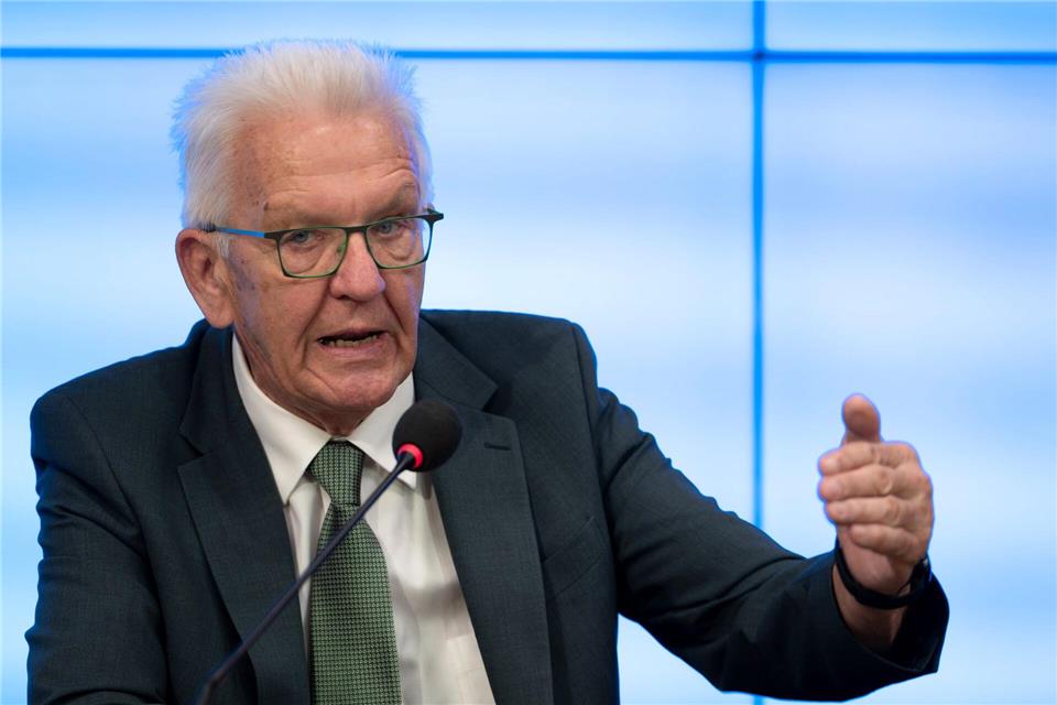 Baden-Württembergs Ministerpräsident Winfried Kretschmann (Grüne) sieht das Land bei der Vernetzung von Sicherheitsbehörden schon gut aufgestellt. (Archivbild)Markus Lenhardt/dpa