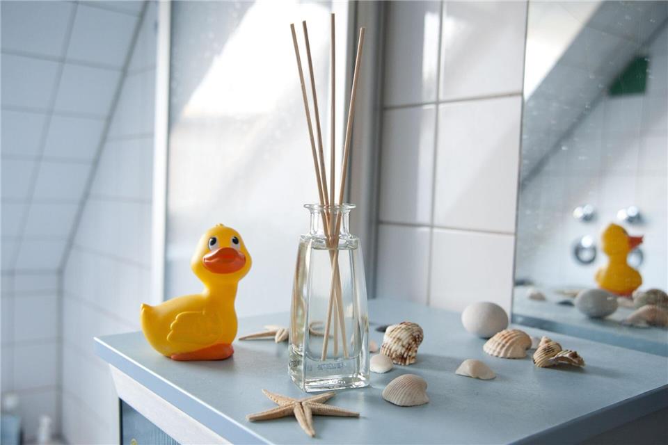 Baden entspannt - aber nur, wenn man diesem Wellnessritual auch etwas abgewinnen kann. Andrea Warnecke/dpa-tmn