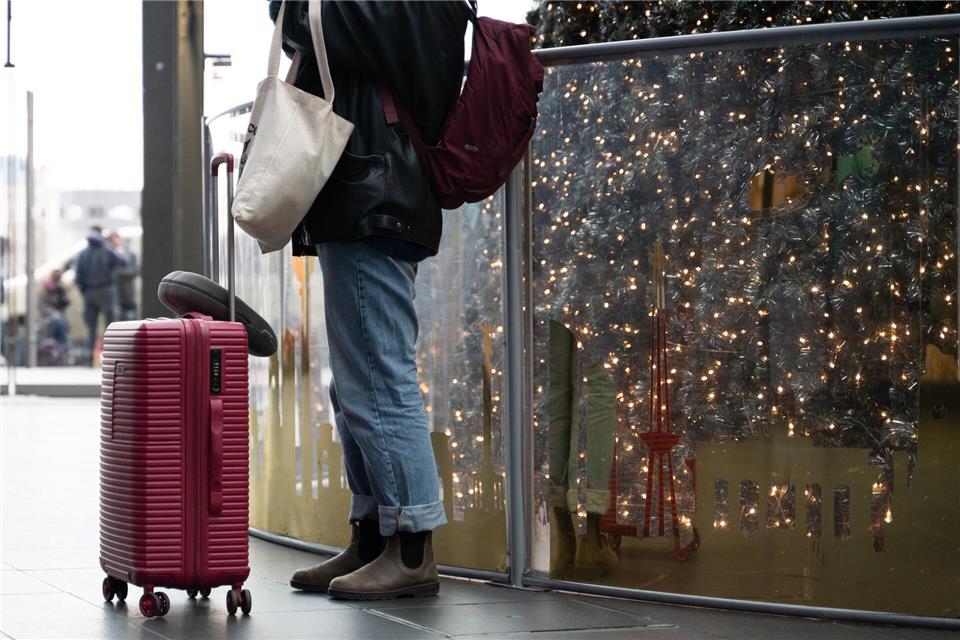 Bahn zufrieden: Über Weihnachten waren die Züge gut ausgelastet und ziemlich pünktlich. (Archivbild)Markus Lenhardt/dpa