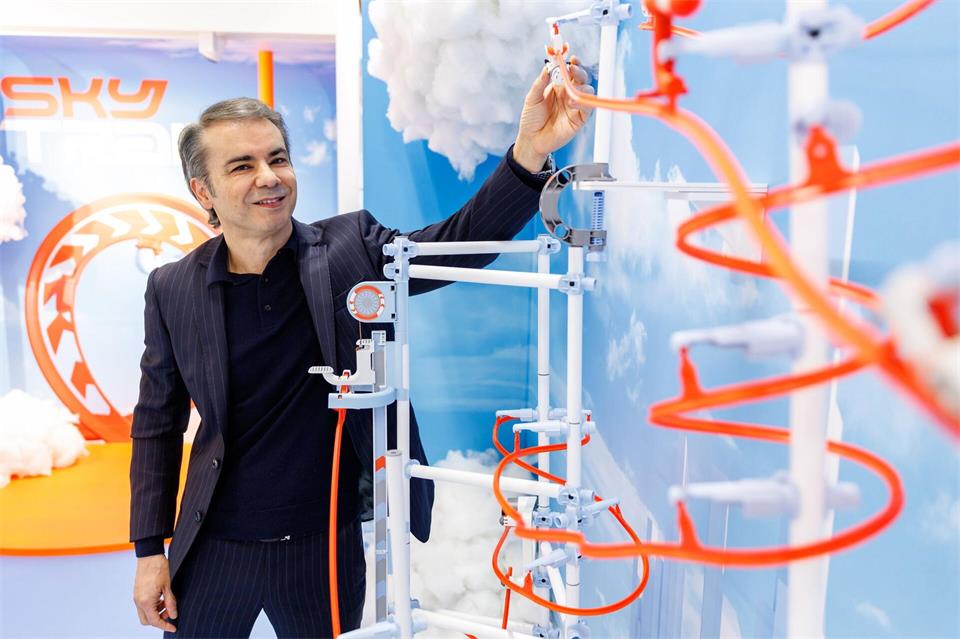 Bahri Kurter war seit 2023 Vorstand für Entwicklung, Marketing und Vertrieb bei Playmobil. (Archivbild)Daniel Karmann/dpa