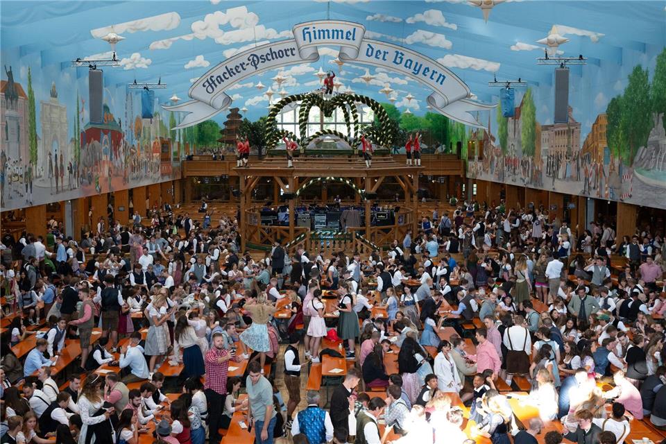 Bald geht es wieder los auf der Wiesn. (Archivbild)Sven Hoppe/dpa