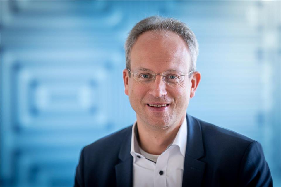 Bald hat BLM-Präsident Schmiege euch eine Spitzenposition für alle 14 deutschen Landesmedienanstalten (DLM) inne.Peter Kneffel/dpa