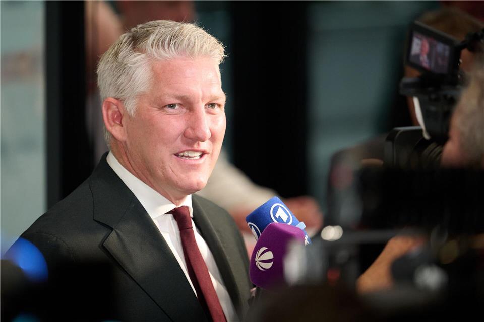 Schweinsteiger sorgt sich nicht um Wirtz: Wird „verzücken“ Bastian Schweinsteiger spricht über Florian Wirtz.Bernd Thissen/dpa