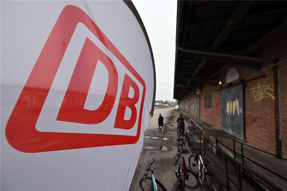 Deutsche Bahn investiert in Büro- und Ausbildungskomplex Baubeginn für DB-Projekt in Erfurt. Martin Schutt/dpa