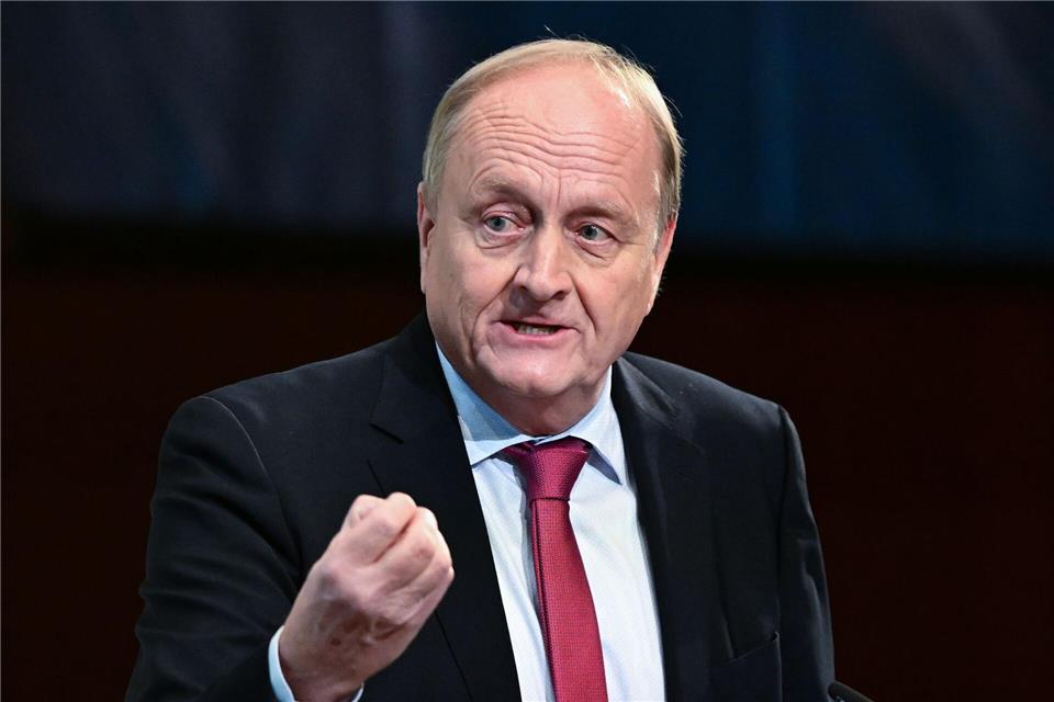 Bauernpräsident Rukwied: 99 Cent für ein Päckchen Butter sind inakzeptabel. (Archivbild)Bernd Weißbrod/dpa