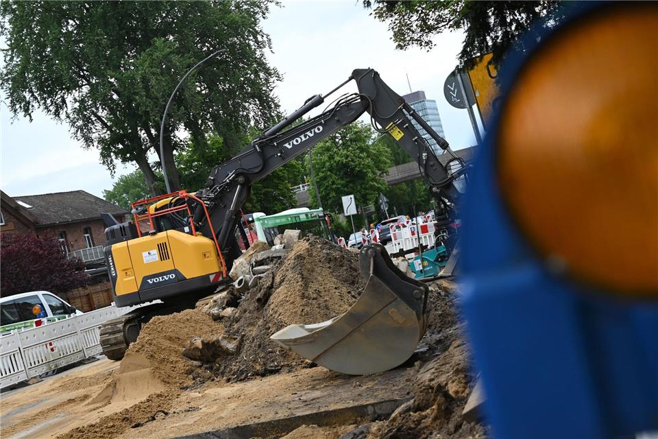 Baustellen sind laut Verband für das Gastgewerbe eine große Belastung. (Symbolbild)Katrin Luxenburger/dpa