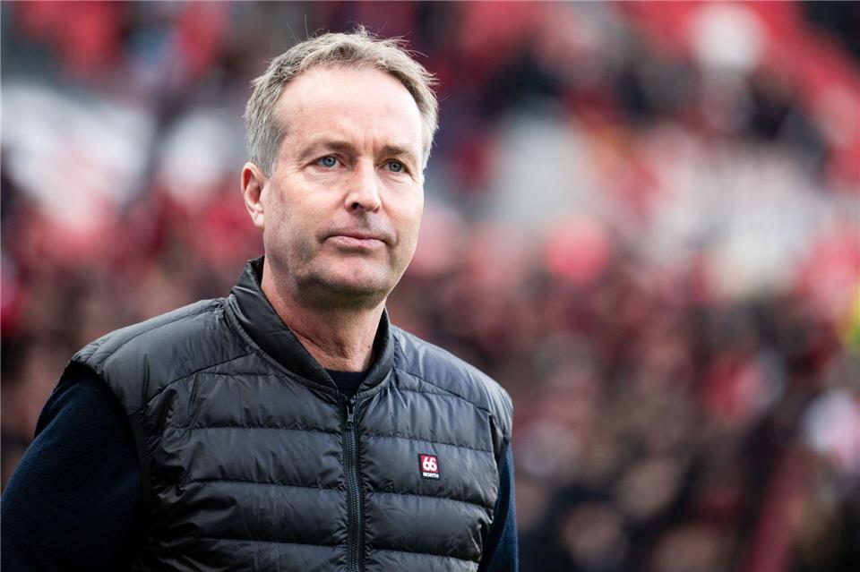 Bayer-Coach Kasper Hjulmand sah zuletzt keine gute Leistung seiner Mannschaft.Marius Becker/dpa